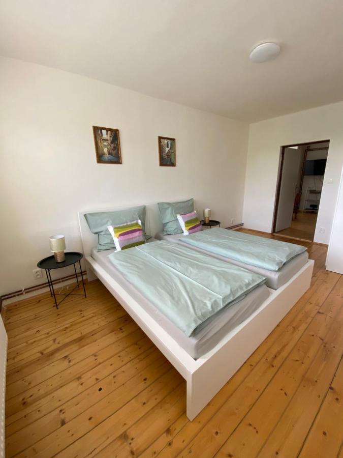 Apartmány U Viaduktu 46 Usti nad Labem Bagian luar foto