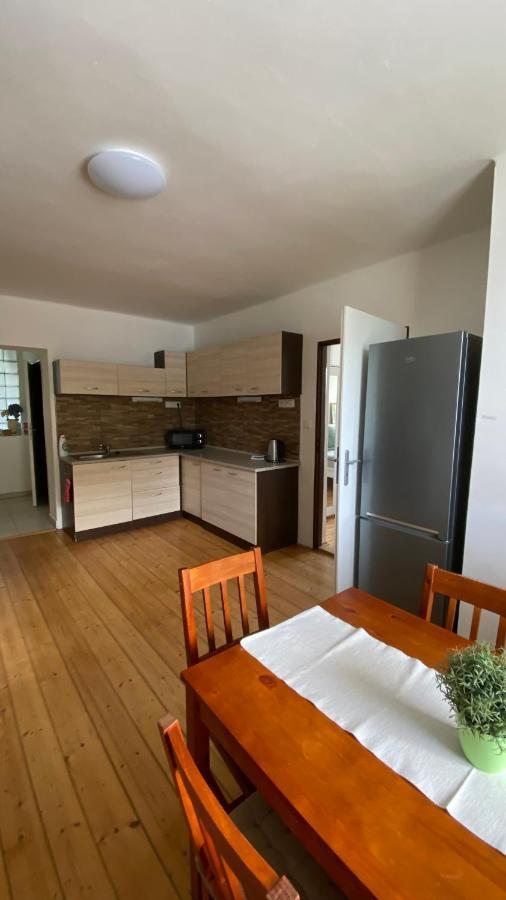 Apartmány U Viaduktu 46 Usti nad Labem Bagian luar foto
