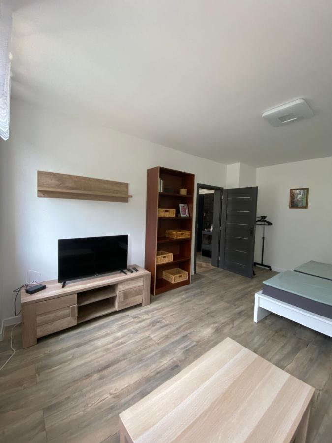 Apartmány U Viaduktu 46 Usti nad Labem Bagian luar foto